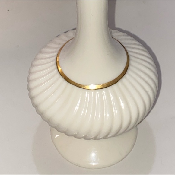 lenox slim 7" vase 24k gold detailing - Picture 4 of 7